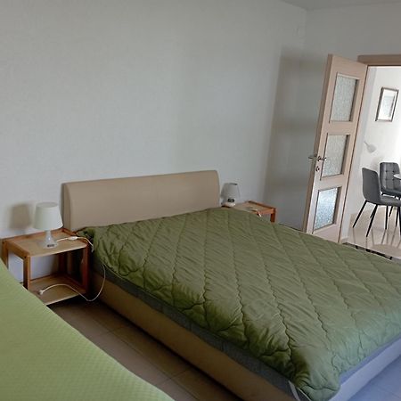Apartmani Trubi 1 Vodice Exteriör bild